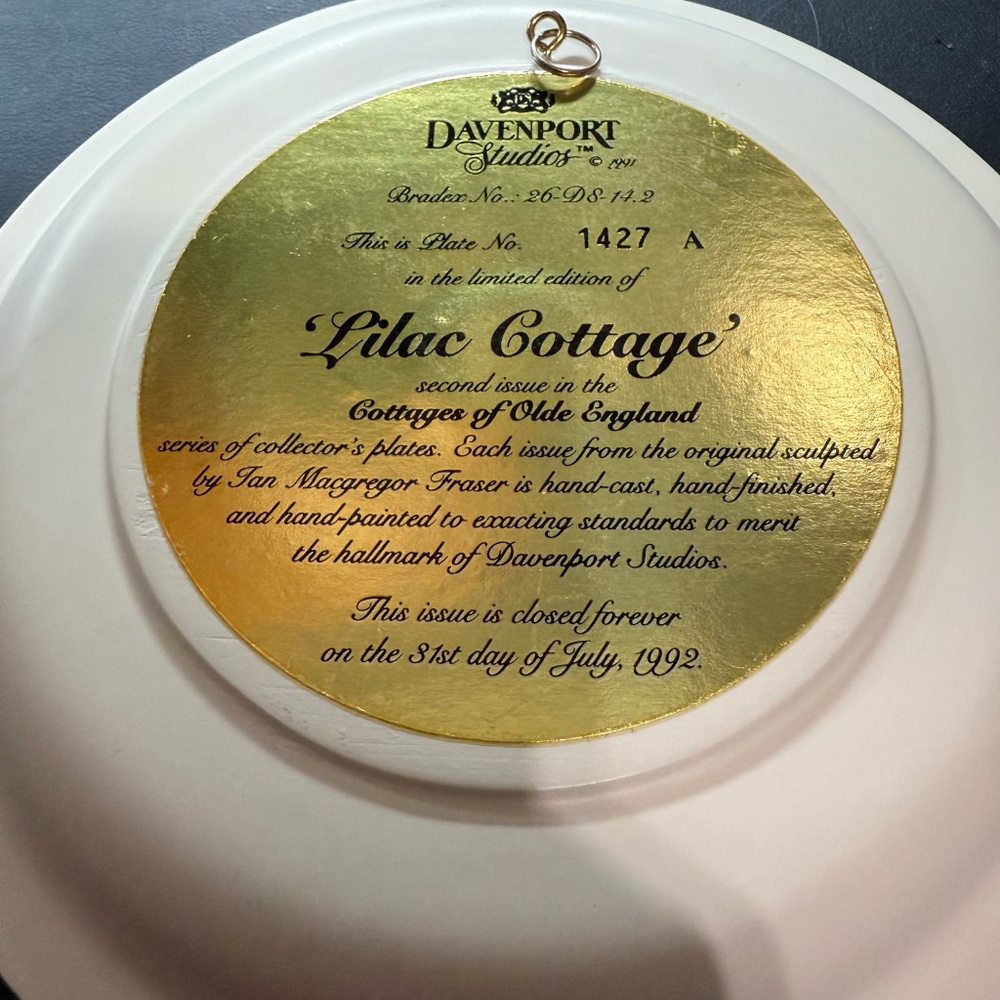 DAVENPORT STUDIOS “Lilac Cottage” Collector Plate #1427A - Picture 12 of 13